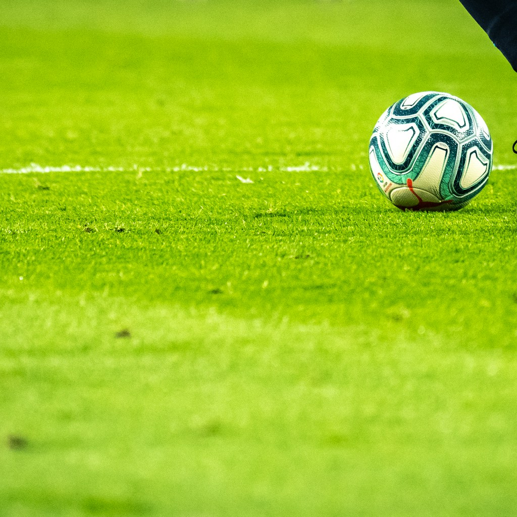 Halı sahada düzenlenen futbol turnuvasından bir kare